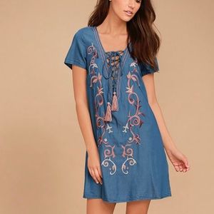 Lulu’s Kokomo Chambray Embroidered Shift Dress
